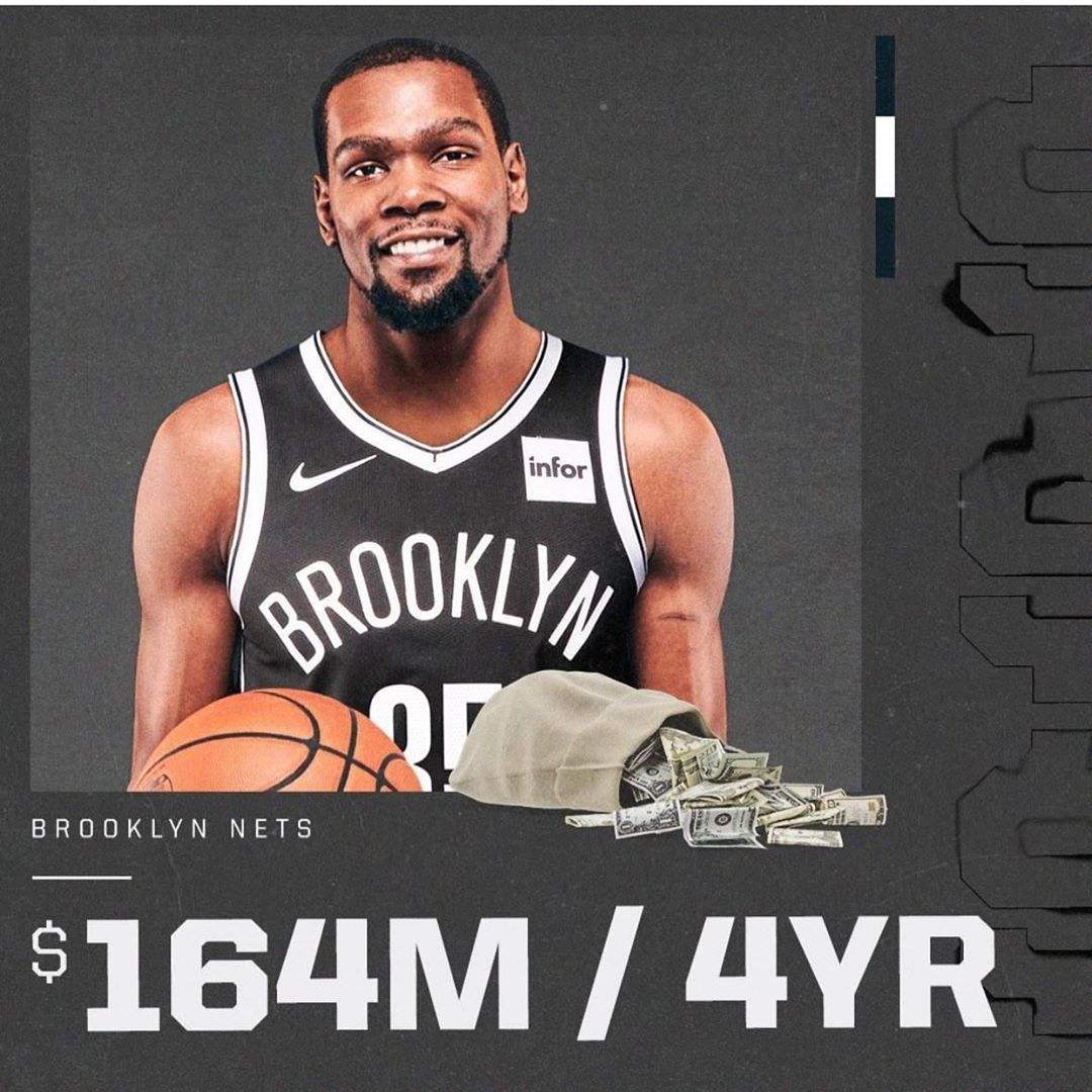卫报：水晶宫坚持买埃泽必须付解约金，而且要预付一半（卫报：水晶宫要求买家触发埃泽解约条款，并预付一半费用）