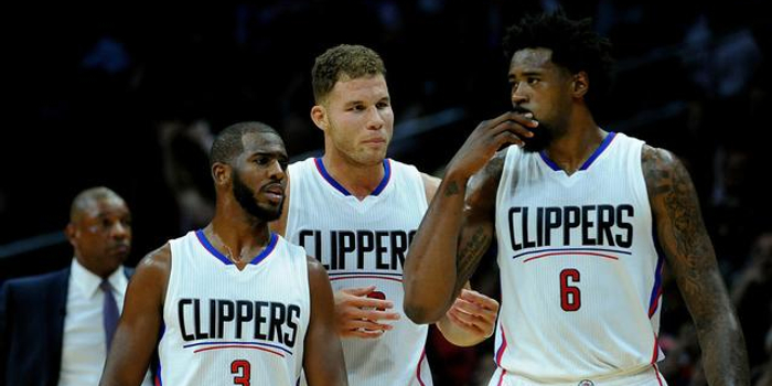 禁区内头球补射破门，毕津浩收获大连英博生涯首球（毕津浩禁区头球补射破网，收获大连英博处子球）