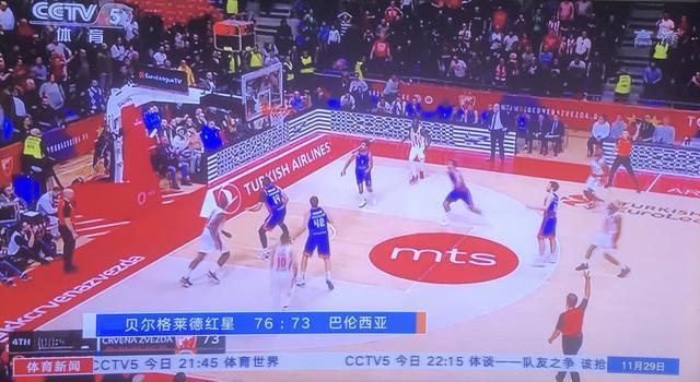 水平如何？菲利克斯训练中与门将本托互换角色，完成几次扑救（菲利克斯训练场客串门将，与本托互换位置多次完成扑救）